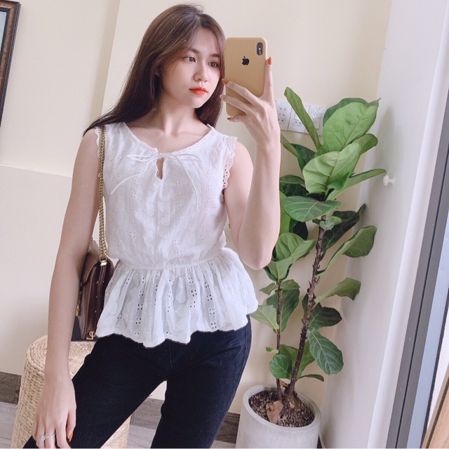 Áo xô trắng peplum thêu hoa phối đồ cực xinh ❤️