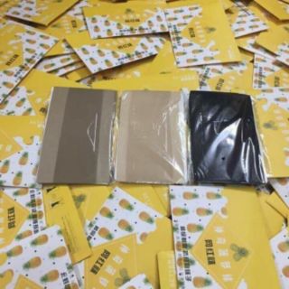 Quần tất dứa Thần Thánh