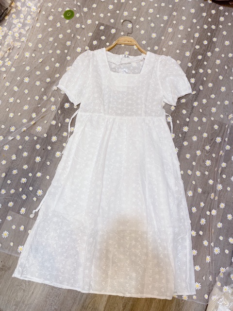 Váy bbd hoa thêu trắng