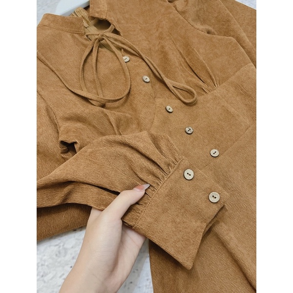 Váy thiết kế nhung tăm cổ có dây nơ dúm ngực dáng xòe tiểu thư | BigBuy360 - bigbuy360.vn