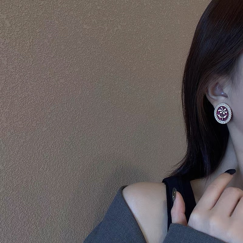 Hoa tai phong cách retro cổ điển thập niên 90 - Maben