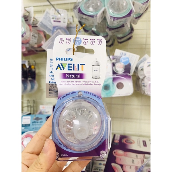 Núm ti Philips Avent Natural Cổ Rộng