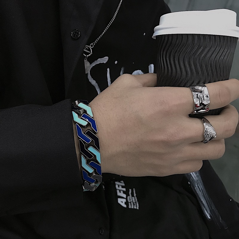 Lắc Tay Cuban Streetwear Phong Cách Đường Phố High Fashion Merin - Vòng Thời Trang - Chất Liệu Titan - KARA