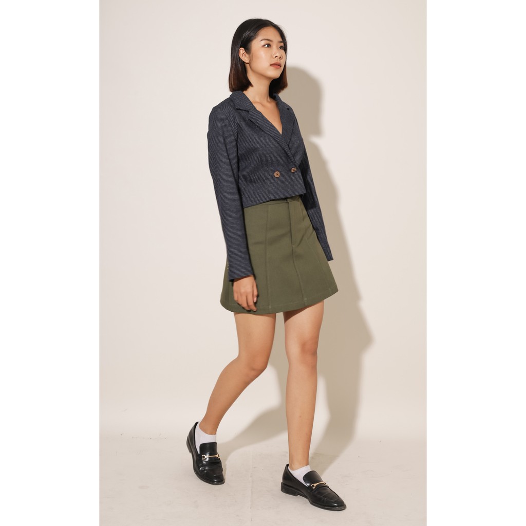 [Mã FAMALLT5 giảm 15% đơn 150k] Áo blazer nữ croptop thời trang GAGO buttons wrap collar crop blazer màu xanh đen GA3116 | BigBuy360 - bigbuy360.vn