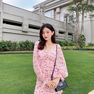 Đầm hoa hồng nhún thân chân bèo