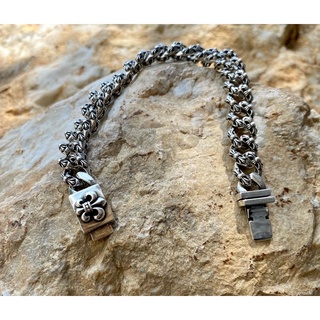Vòng tay cuban chrome hearts