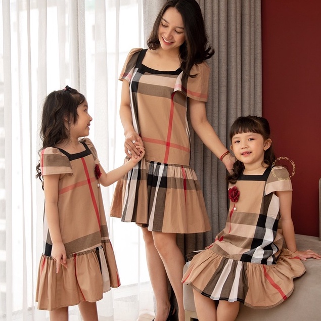 Váy babydoll bé gái 137KIDS thiết kế cổ vuông BBR chất cotton thoáng mát