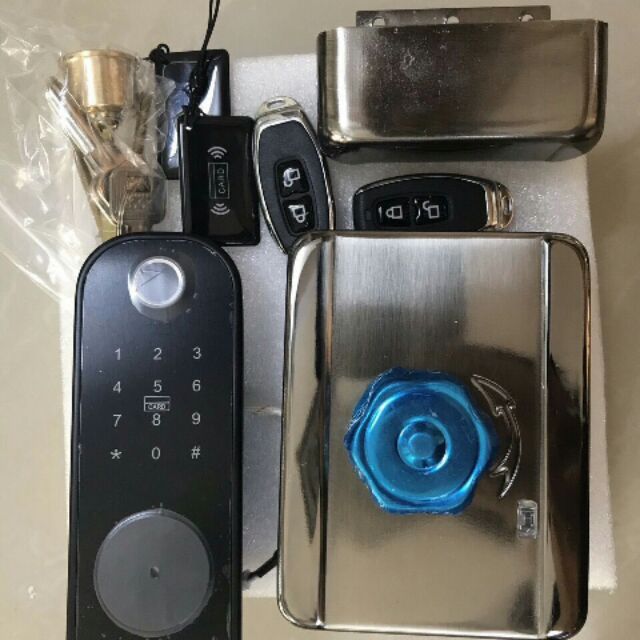Khoá cổng vân tay 5 chức năng