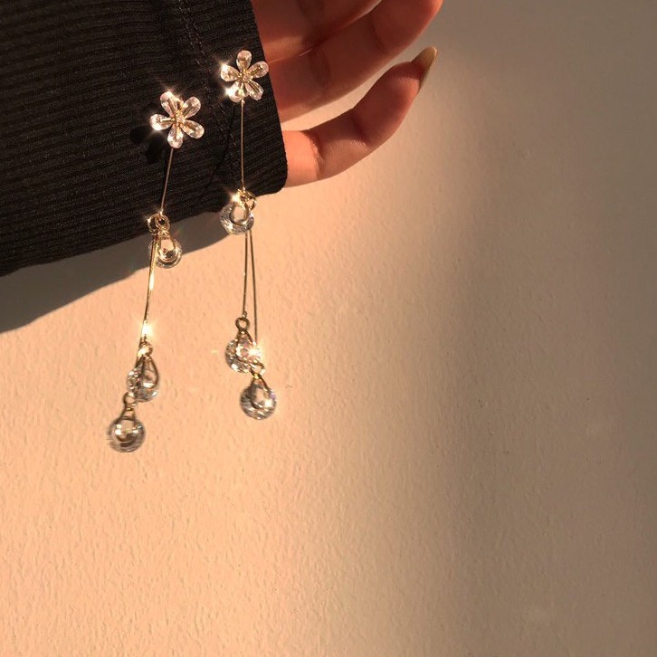Bông tai kim bạc 925 dáng dài hình hoa đính đá zircon phối tua rua phong cách Nhật Hàn