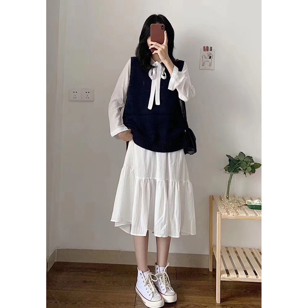 Set Đầm Babydoll Buộc Nơ Cổ Và Áo Gile Hai Màu Trắng Đen Trẻ Trung Nữ Tính