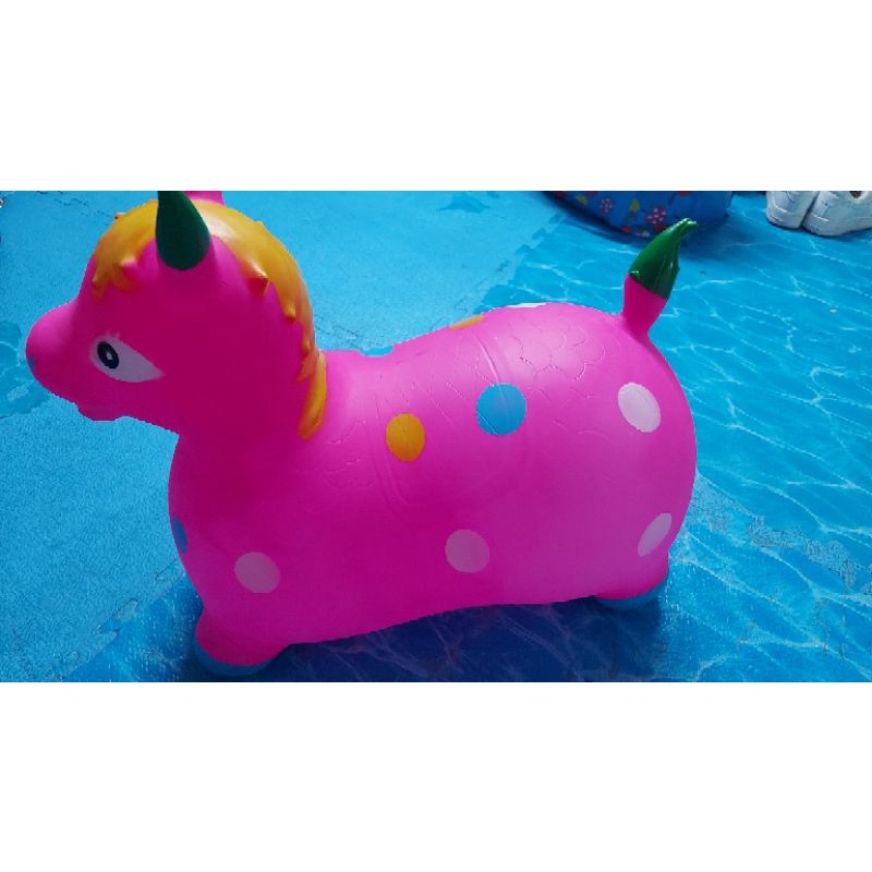 Thú nhún hơi loại to