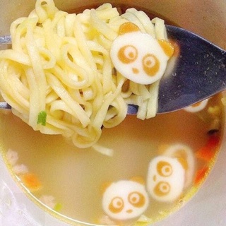 ] 🐷🐼Mì Mug Nhật Bản bé trên 1 tuổi.
