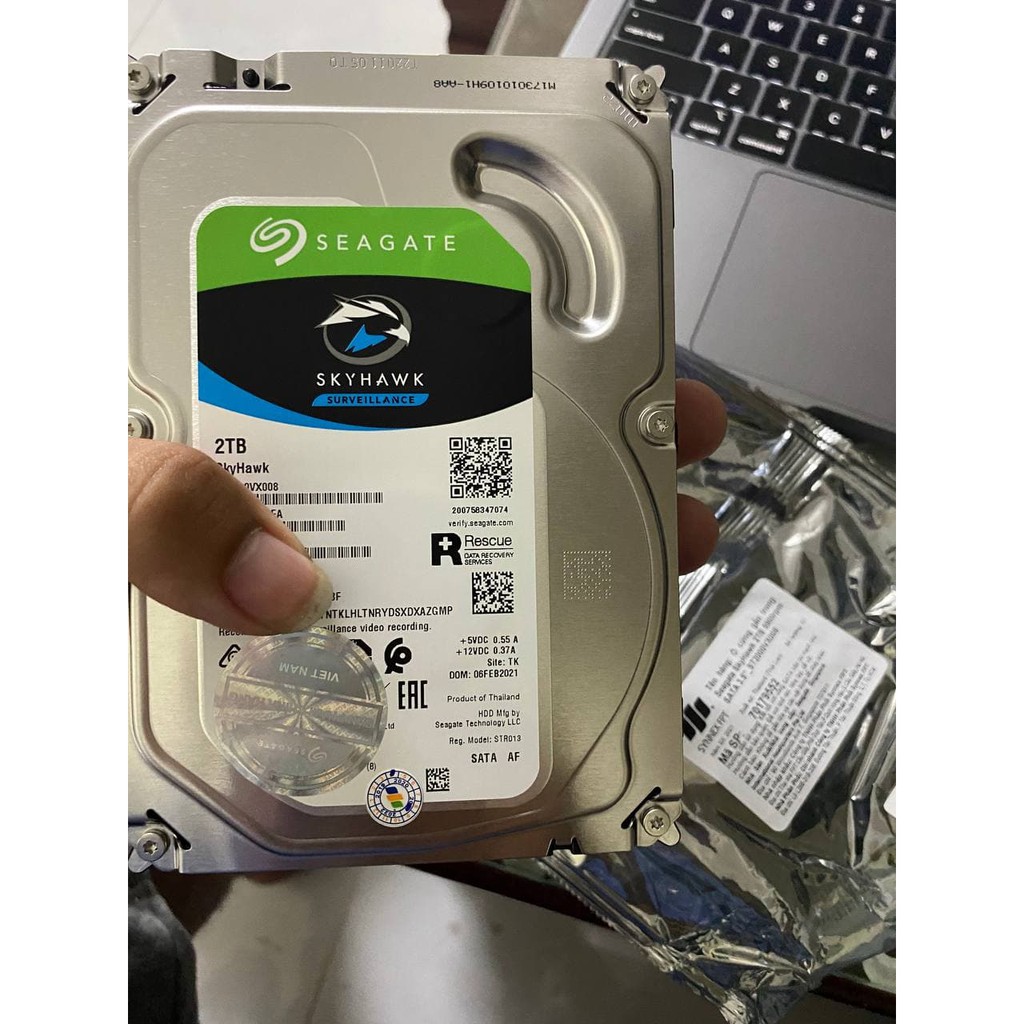 Ổ cứng HDD Seagate SkyHawk 2TB 5900RPM SATA 3.5" ST2000VX008 - Hàng Chính Hãng FPT