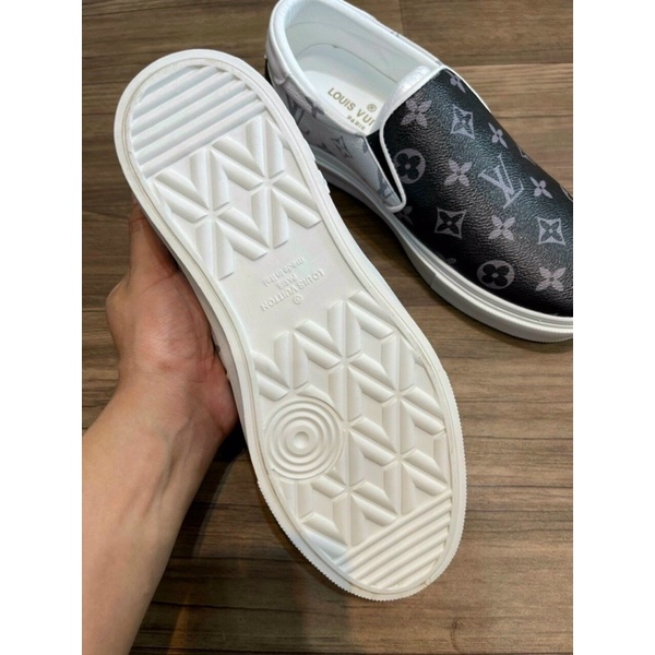 Giày Nam Slipon Chất Da Lộn Hàng Thời Trang Bao Đẹp Chất Đẹp Bảo Hành 12 Tháng