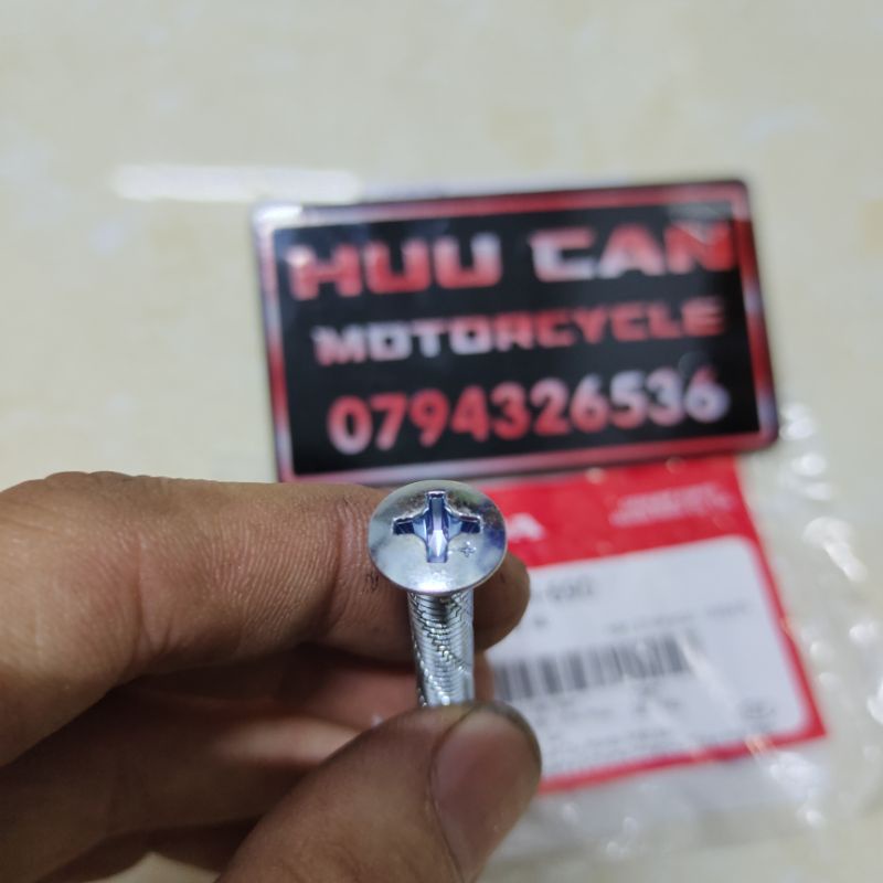 Vít bắt đầu tay láy  HONDA thái Lan nhiều dòng xe