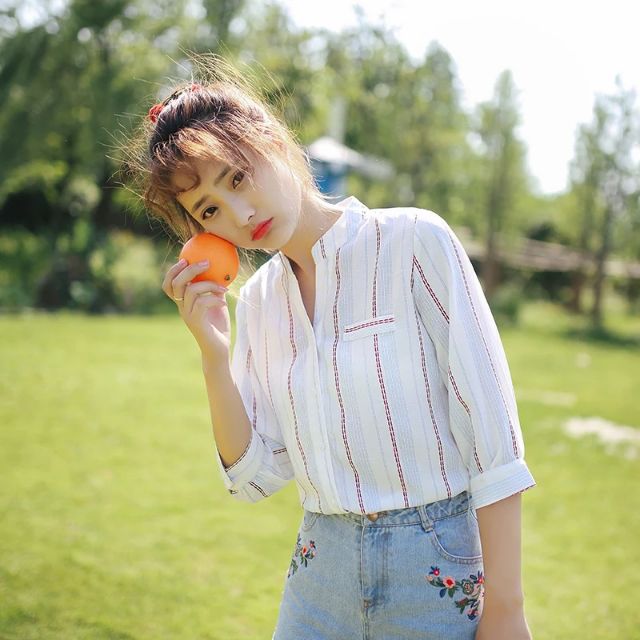 Áo sơmi kẻ sọc cổ trụ tay lỡ xuất Hàn (có sẵn)