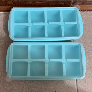 Khay làm đá nhựa 8 viên có nắp