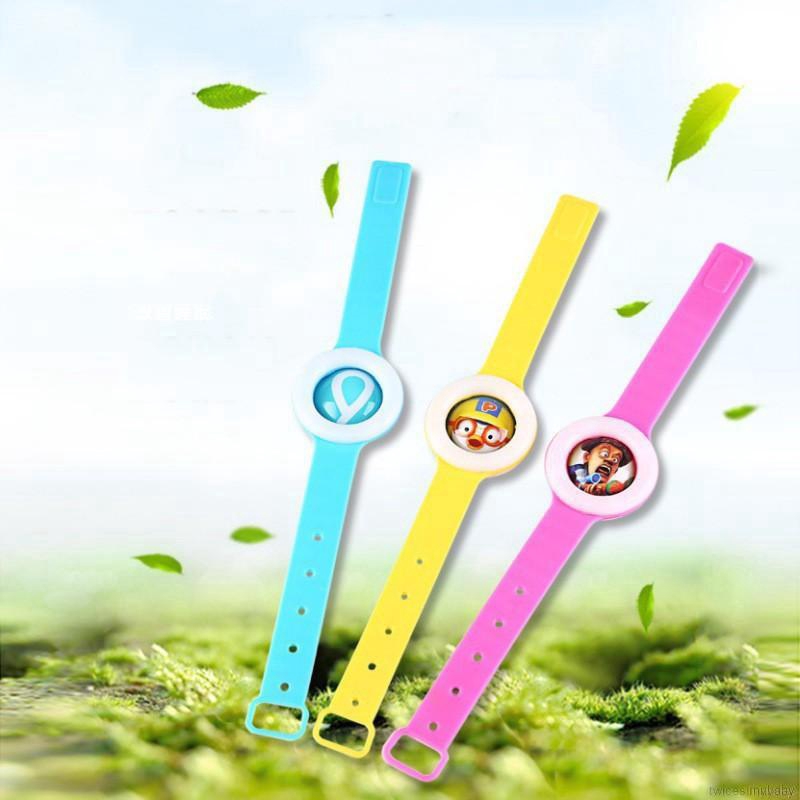 Vòng tay chống muỗi tiện dụng bằng chất liệu silicon | BigBuy360 - bigbuy360.vn