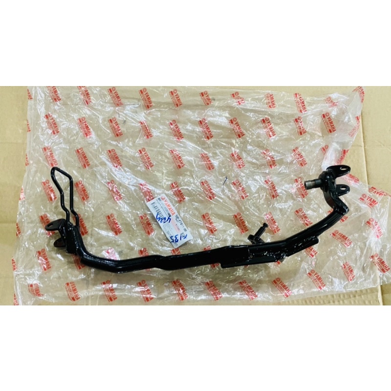 Giàn Chân Giá Để Chân Trước Yamaha Exciter 135 4 số côn tay  Exciter 135 5 số Chính Hãng