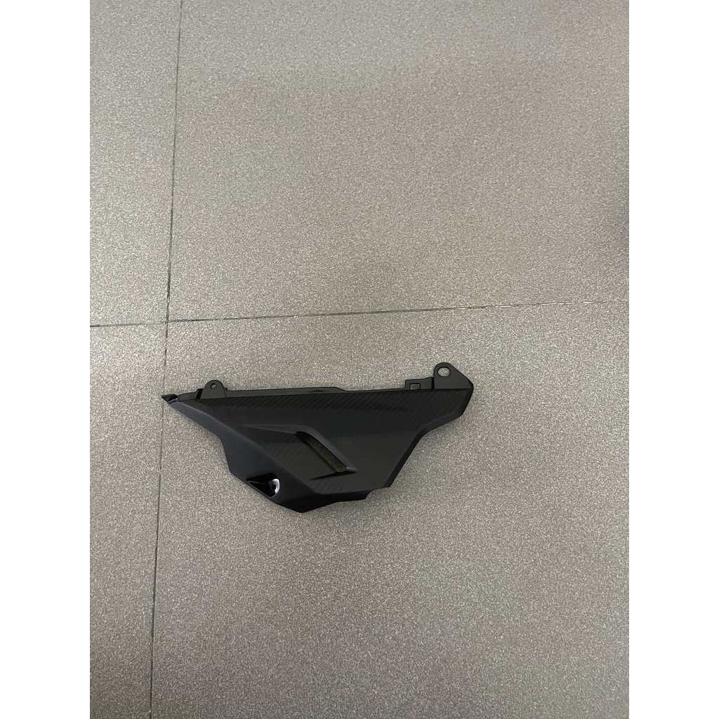 nhựa nhám xe blade 110 tất cả dòng blade 110 đều xài chung hàng chính hãng hình cuối mô tả có e không e