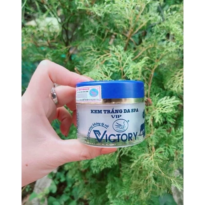 KEM TRẮNG DA SPA VICTORY HOA VIỆT