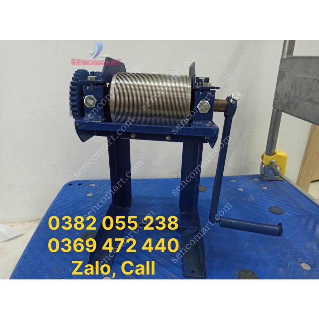 Máy cắt bì làm nem chua, nem thính, máy thái bì heo quay tay