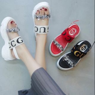 Sandal bánh mỳ mẫu mới nhất