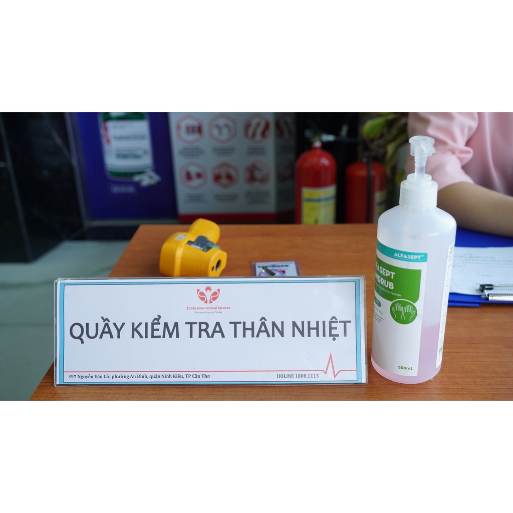 Nước Rửa Tay Khô ALFASEPT Handrub Thân Thiện Với Da, Giúp Diệt Khuẩn Nhanh Chóng Và Hiệu Quả Lọ 500ml