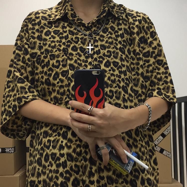 Áo Sơ Mi Ngắn Tay Họa Tiết Da Báo Phối Túi Thời Trang Phong Cách Unisex | BigBuy360 - bigbuy360.vn