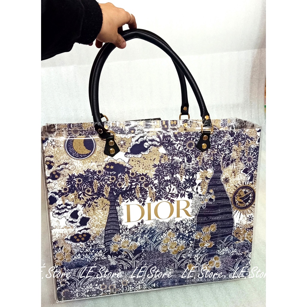 Túi giấy hãng custom size 32 Có Khóa Kéo