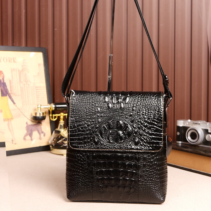 Túi đeo chéo nam da bò thật 100% dập vân cá sấu cao cấp, kiểu dáng sang trọng ...KT :28x24x5.5cm NÂU ĐẬM - NÂU SÁNG -ĐEN