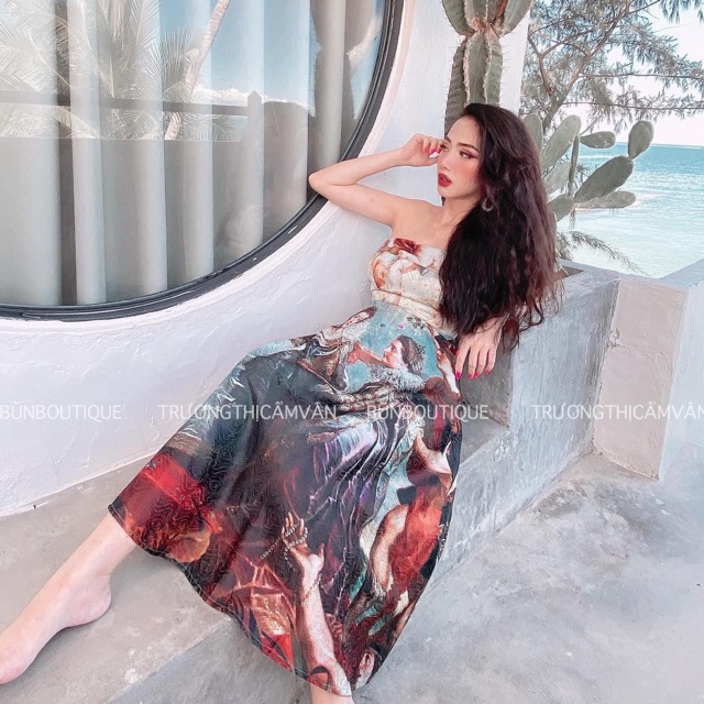 Váy quây hoạ tiết tranh vẽ siêu hot
