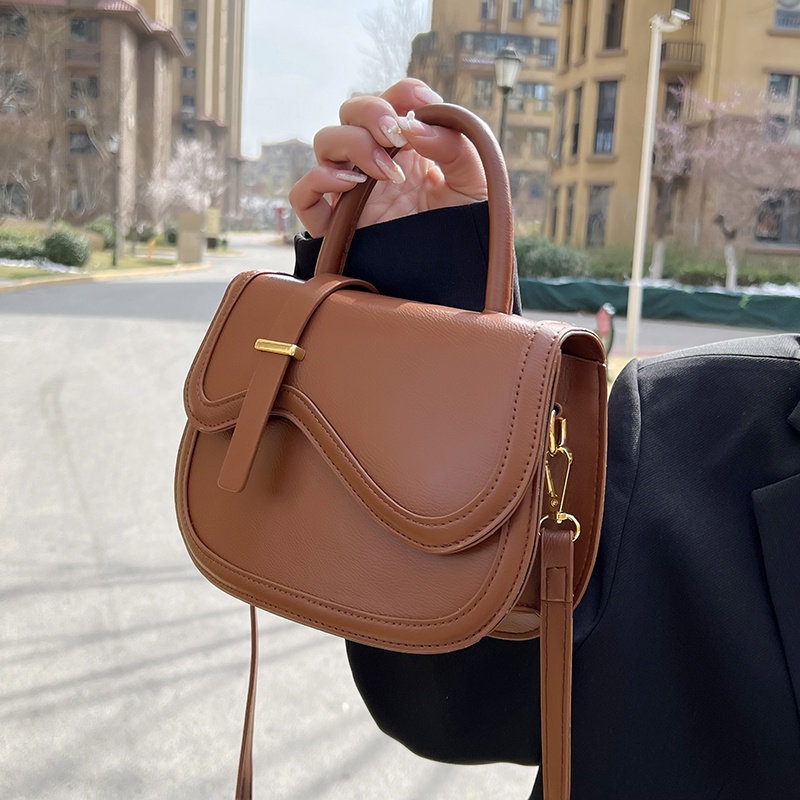 Túi IELGY phong cách Hàn Quốc màu trơn có thể điều chỉnh túi chéo cho nữ