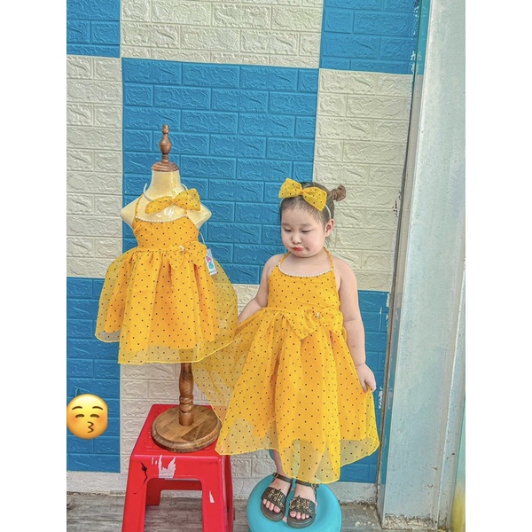 Đầm Công Chúa Trắng Kèm Cài Ngọc - Món Quà Cho Bé Yêu