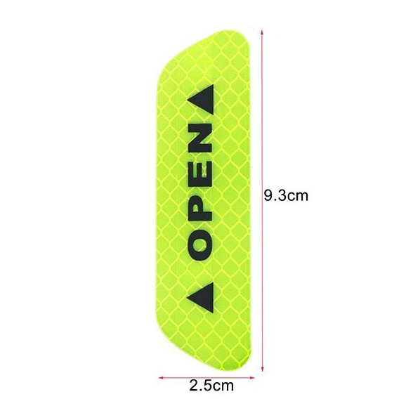 Set 4 Miếng Dán Phản Quang Dùng Để Cảnh Báo An Toàn Gắn Cửa Xe Ô Tô