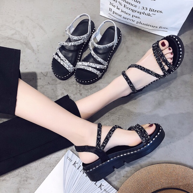 Dép quai hậu nữ