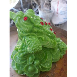 Thiềm thừ chiêu tài lộc