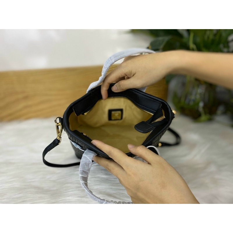 Túi tote mini đen-  hàng tuồn - sẵn