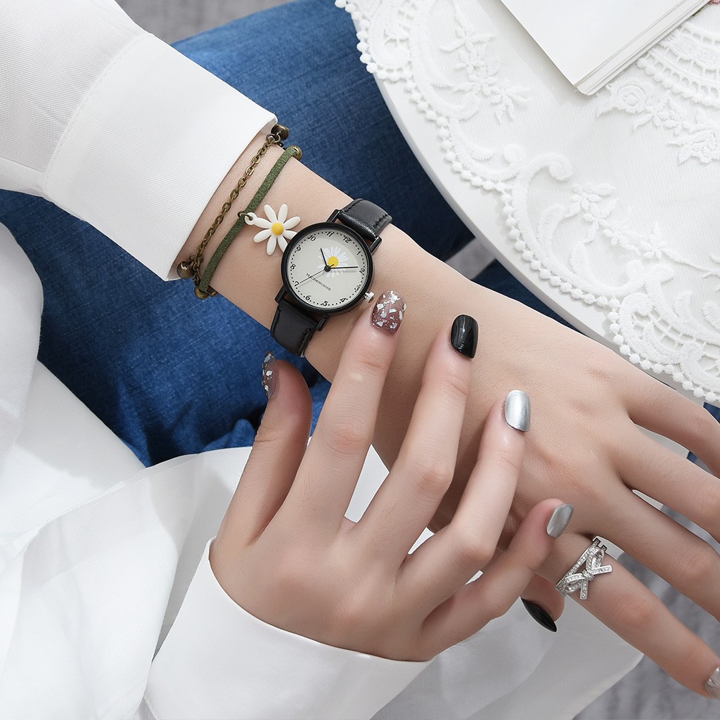 Đồng hồ thời trang nữ Mstianq MSHC03 mặt số dể dàng xem giờ, họa tiết hoa cúc cực đẹp, dây da mềm êm tay | BigBuy360 - bigbuy360.vn