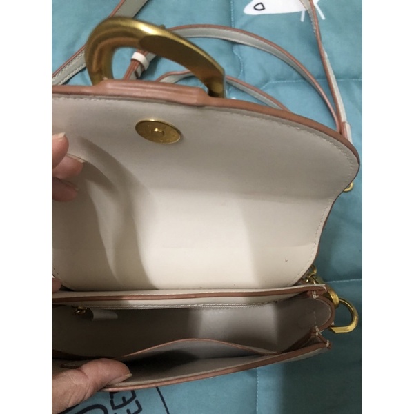 Pass túi c&K size19 trắng viền nâu