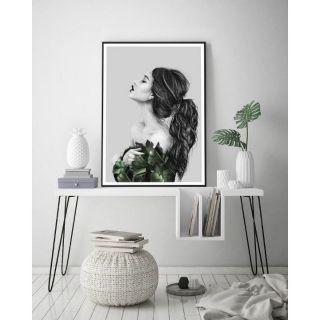 Tranh canvas cô gái nghệ thuật 50x70 kèm khung