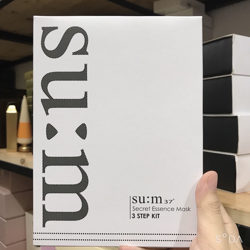 MẶT NẠ NƯỚC THẦN SUM STEP 3 MIẾNG GỒM SỮA RỬA MẶT, MẶT NẠ NƯỚC THẦN VÀ KEM DƯỠNG DA