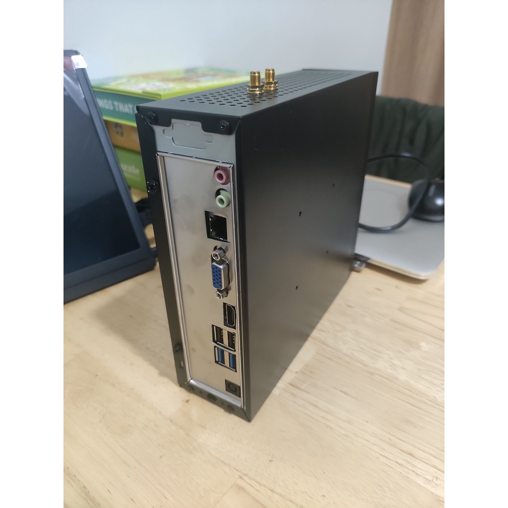 Máy tính Mini PC mainboard thin itx ECS i3 8100 DDR4 8GB | BigBuy360 - bigbuy360.vn