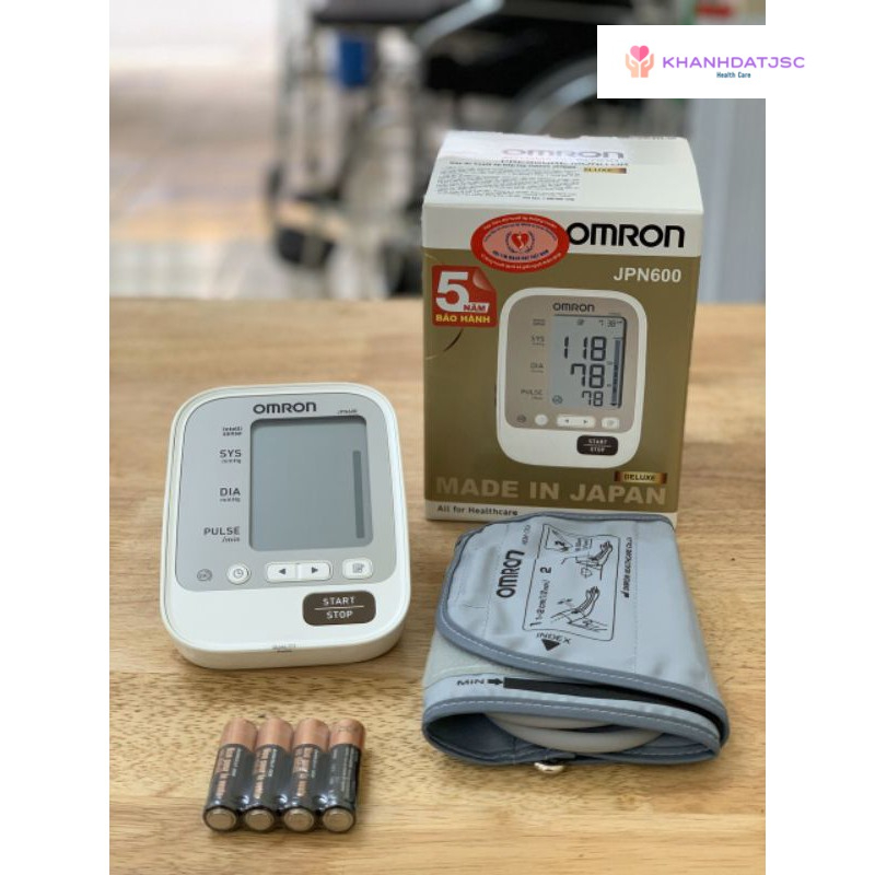 Máy đo huyết áp bắp tay OMRON JPN600 (Bảo hành 5 năm)