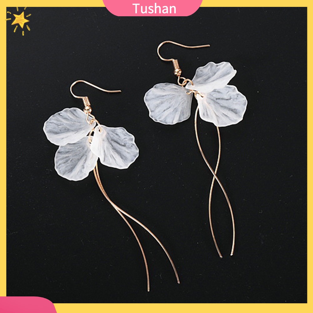 Khuyên tai nữ trang dáng dài tạo hình hoa xinh xắn