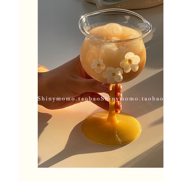 Ly thuỷ tinh màu hoa nhí phong cách ins siêu đẹp