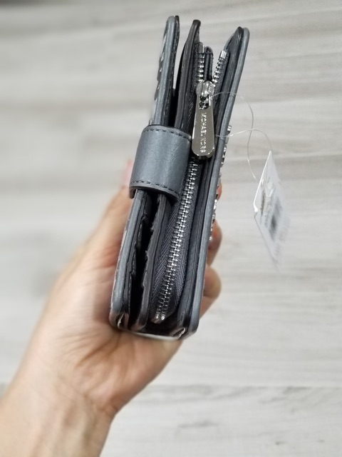 Ví michael kors chính hãng sale