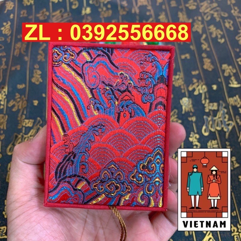 Hộp Gấm Thêu Đỏ 7,5x10cm đựng đồ phong thuỷ