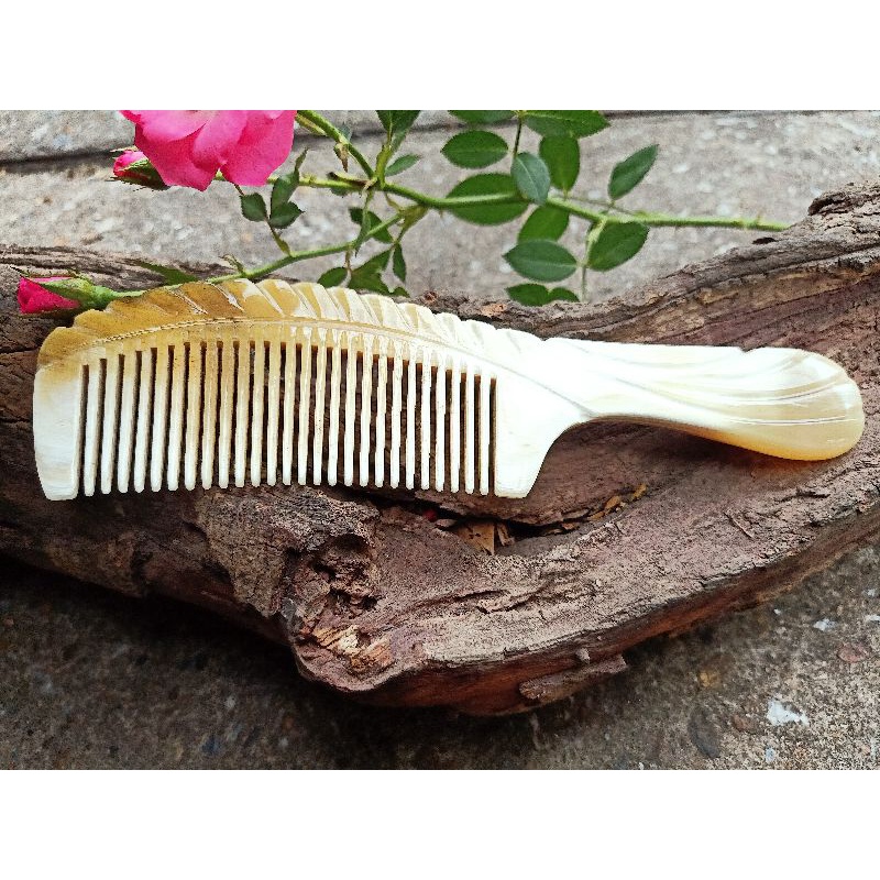 Lược sừng trâu tự nhiên có chuôi dài 18-22cm