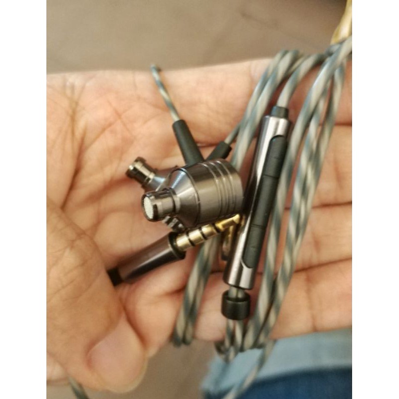 Tai nghe Tự chế HK Ear Indy 3